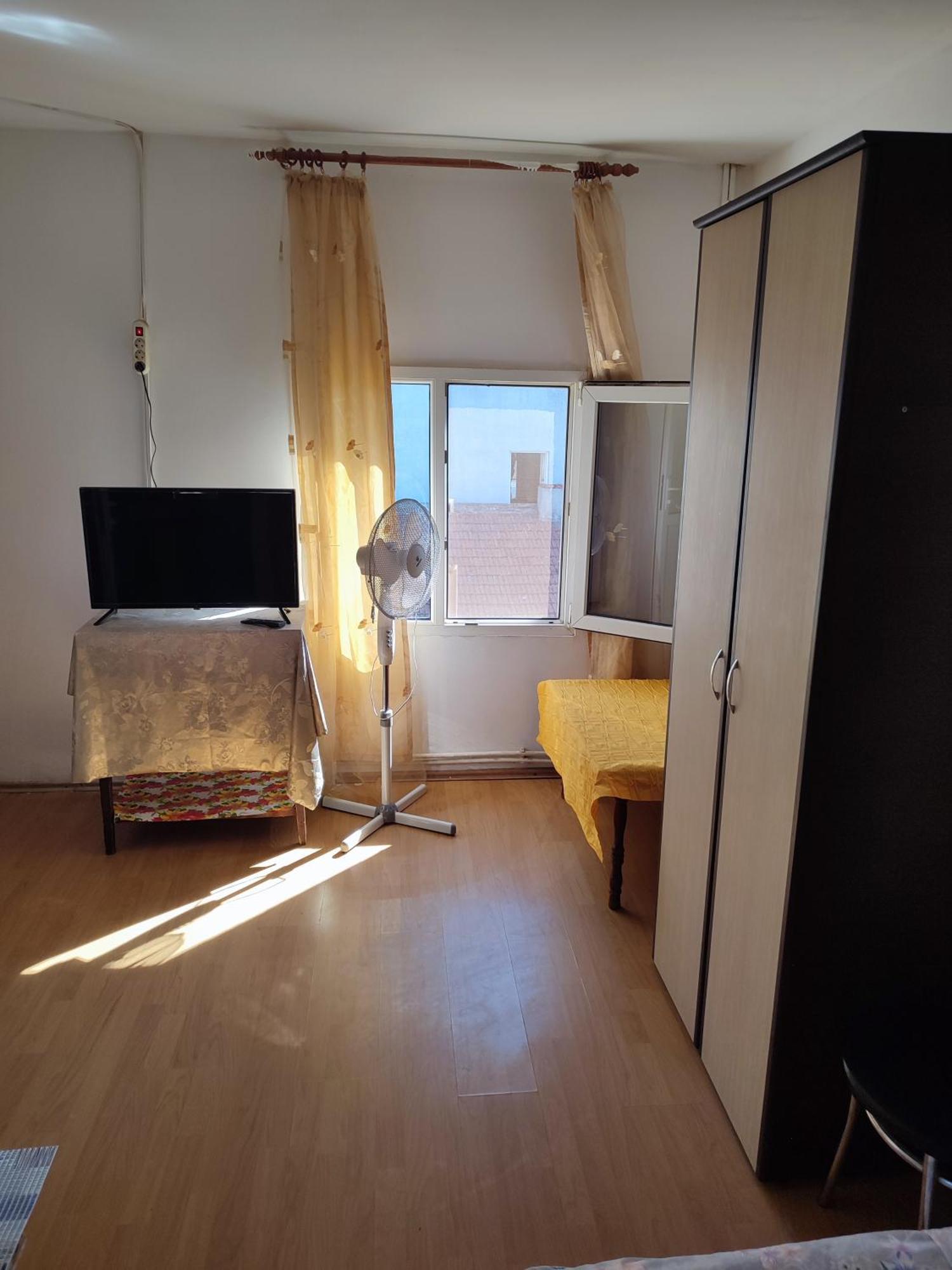 Hostel Emy Camere Cu Baie Proprie Aproape De Plaja 3 Papuci Constanta Bagian luar foto